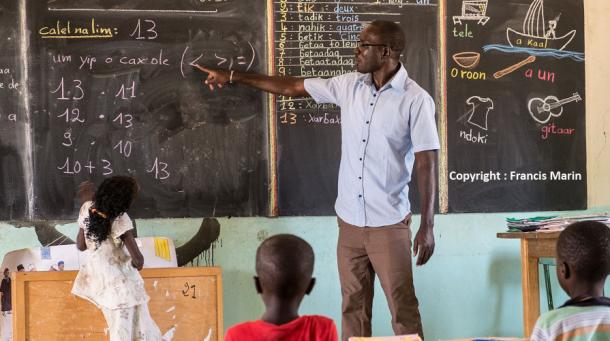 Enseignants du privé au Togo : dévoués, mais sous-payés ?