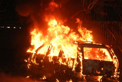 Accidents sur la RN1 au Togo : un camion en flammes à Wahala et une collision à Naboulgou